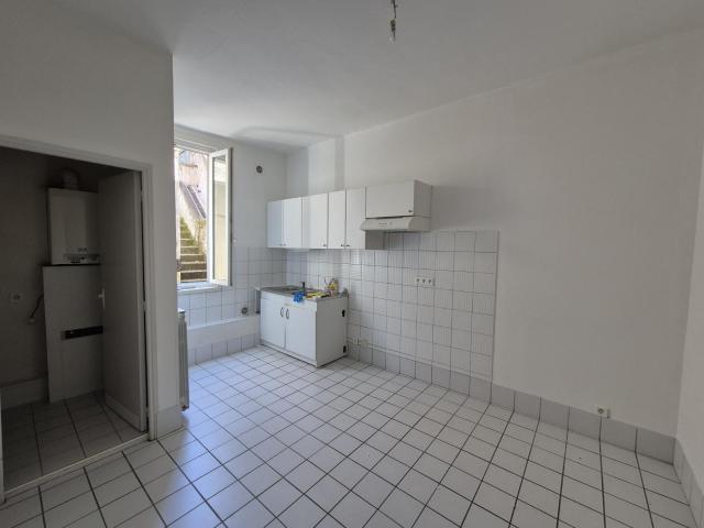 apartment for rent in Tulle 19000