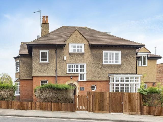 apartment for rent in Upton Avenue, AL3 5ER
