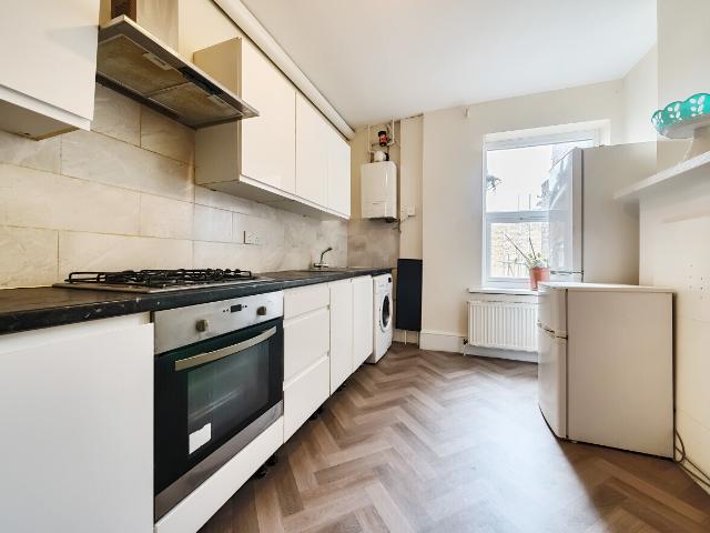 apartment for rent in Upper Tooting Road