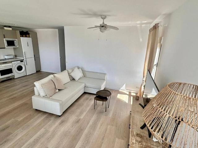 Apartment for rent in Urbanización Santa Rosa, Torrox, Málaga