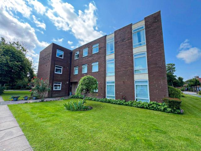 apartment for rent in Verdala Park, Calderstones, Liverpool, L18 3LD