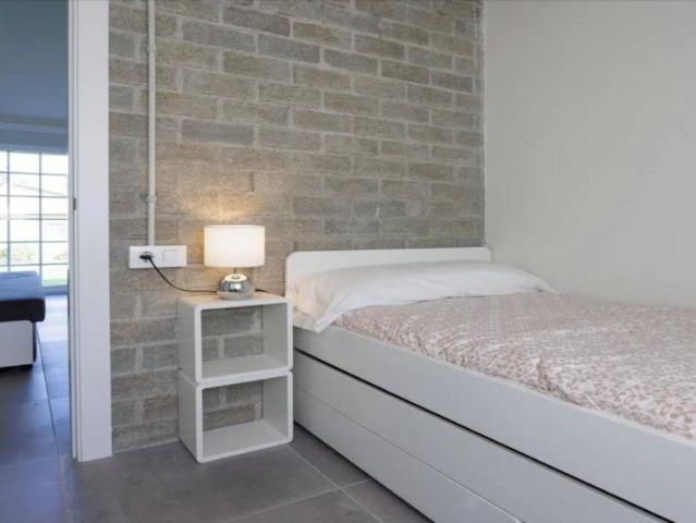 Apartment for rent in Vilanova de Arousa, 3 bedrooms, all bills included