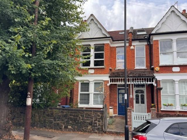 apartment for rent in York Road