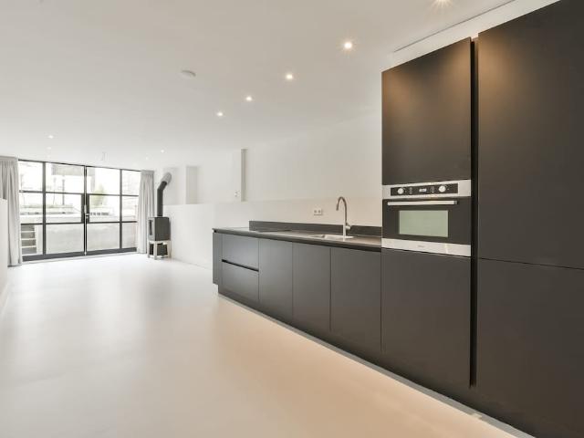 Apartment for rent in Zuid, Amsterdam, Netherlands
