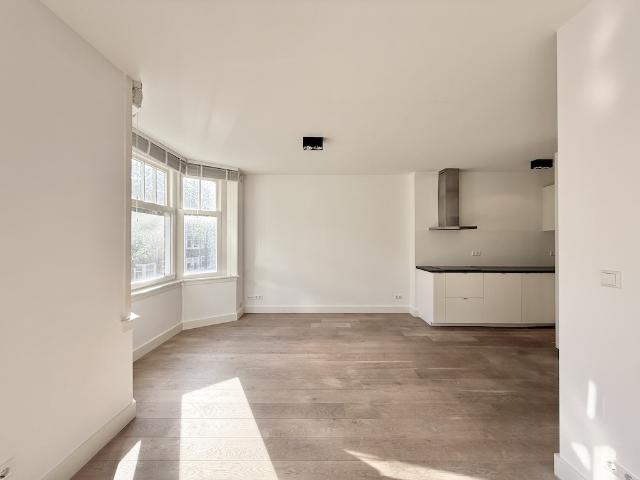 Apartment for rent in Zuid, Amsterdam, Netherlands