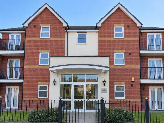 Apartment for rent Oakcliffe Road, Baguley,M23 1DD