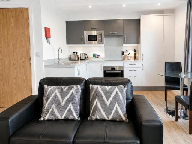 Apartment For Rent Leatherhead Leatherhead 4281 ES105136405