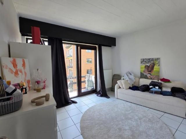 Apartment for rent, Mont sur Marchienne