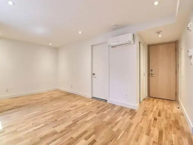 Apartment For Rent Montreal QC 1225 ES104400978