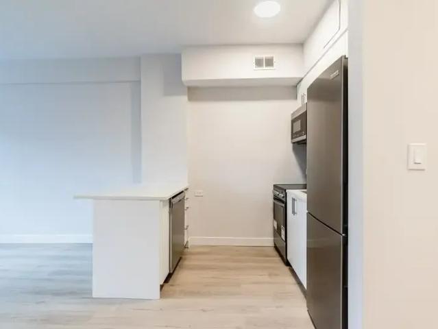 Apartment For Rent Montreal QC 1320 ES92350508