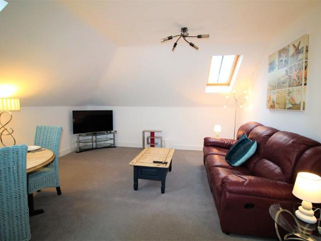 Apartment For Rent Merton Road, Southsea