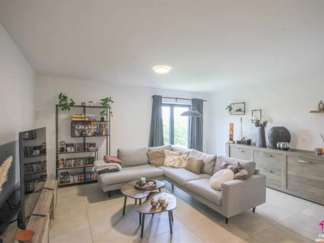 Apartment for rent, Strée