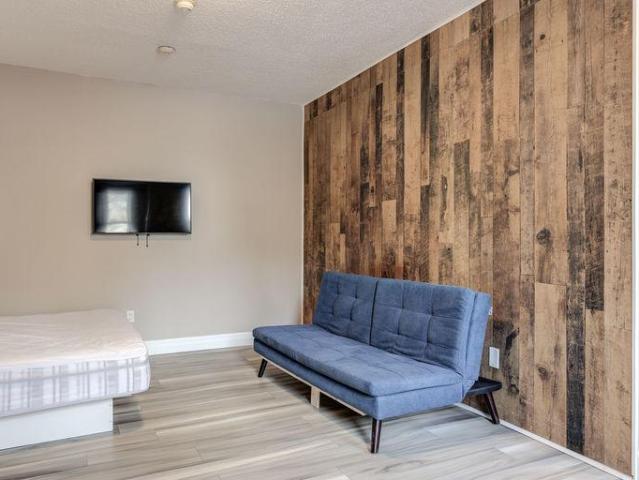 Apartment For Rent Sudbury ON 1215 ES96584916
