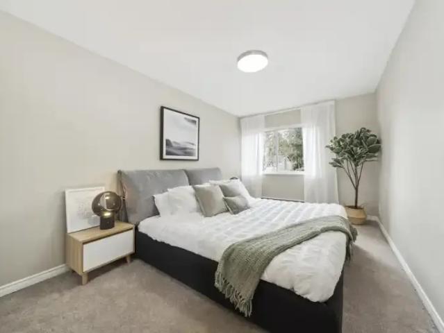 Apartment For Rent Surrey BC 1500 ES105466308