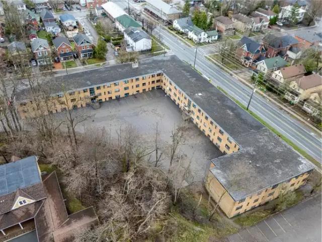 Apartment For Rent Peterborough ON 1349 ES104940382