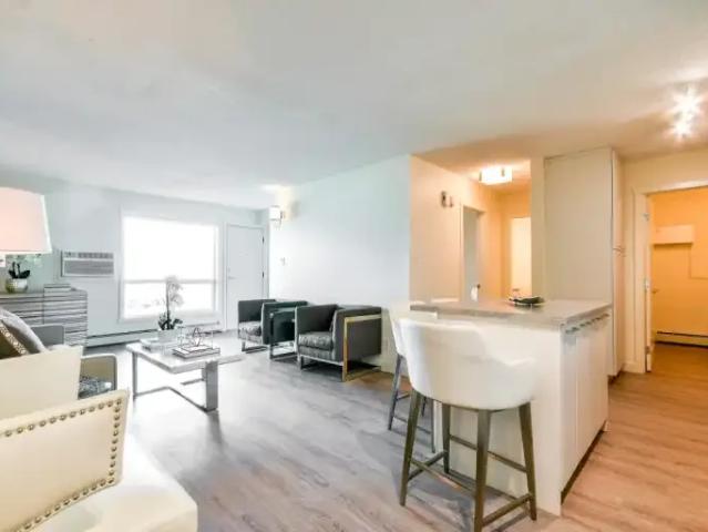 Apartment For Rent Regina SK 1619 ES106180795