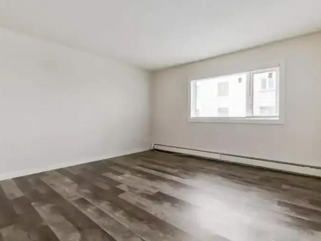 Apartment For Rent Regina SK 995 ES105410202
