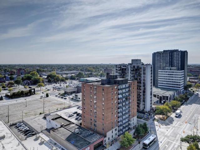 Apartment For Rent Windsor ON 1214 ES104866185
