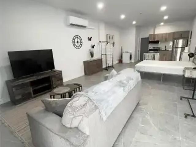 Apartment For Rent Windsor ON 1650 ES104681969
