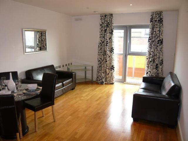 Apartment for rent The Lock, City Centre, M1