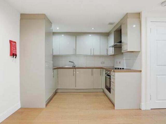 Apartment For Sale Edinburgh City Of Edinburgh 170000 ES100579016