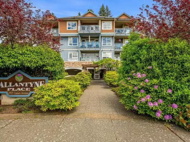 Apartment for sale in Comox, 303 1912 Comox Ave, 1036362