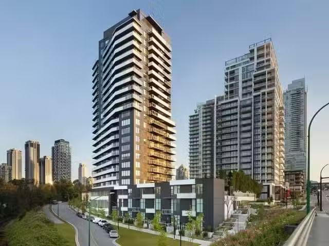 Apartment for sale in Burnaby, Burnaby North, 901 4433 Alaska.