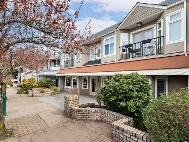 Apartment for sale in Qualicum Beach, 4 668 Beach Rd, 1031719