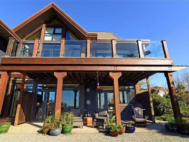Apartment for sale in Ucluelet, 108 554 Marine Dr, 1031711