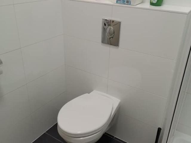 Apartment for 4, 2 small bedrooms, Vienna Amsterdam Apartments for Rent