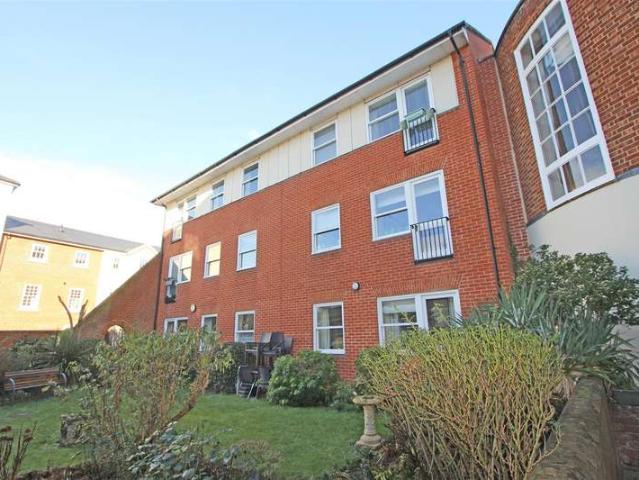 1 Bedroom Apartment Flat