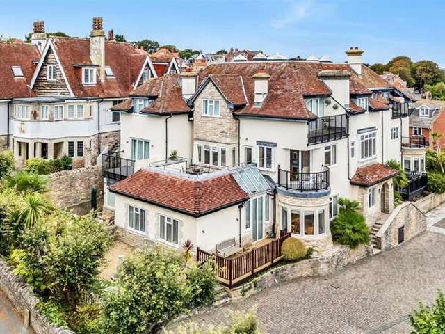 2 Bedroom Apartment Flat