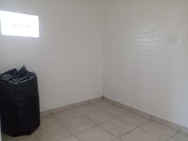Apartment / Flat in Bluff To Rent