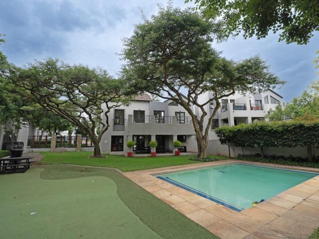 Apartment / Flat in Douglasdale For Sale