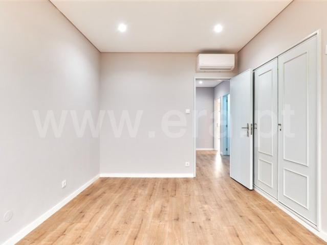 Apartment Floor Dwelling T3 / Vila Nova de Gaia, Gulpilhares e Valadares
