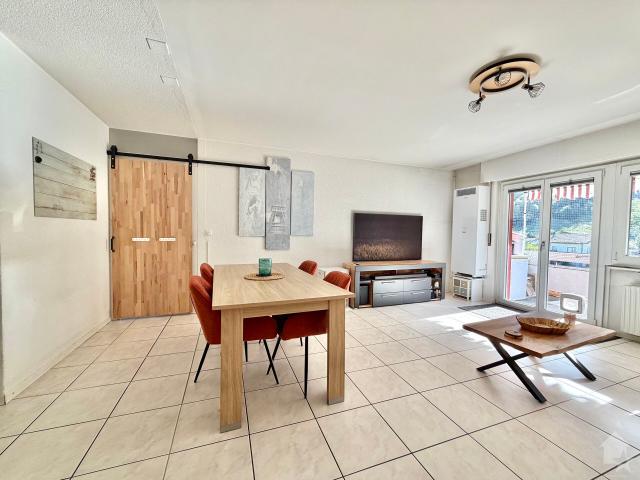 Apartment front & rear view with 4.5 rooms on sale in Chalais 90 m² | dreamo. Ch
