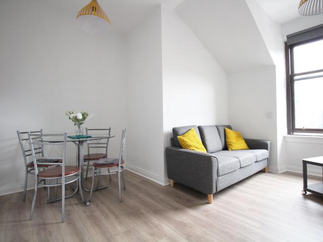 apartment High Street, Merchant City, Glasgow, G4 0QR