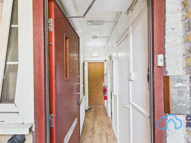 apartment in 04BR RM4 Brune House | Spitalfields | London | E1 7NP