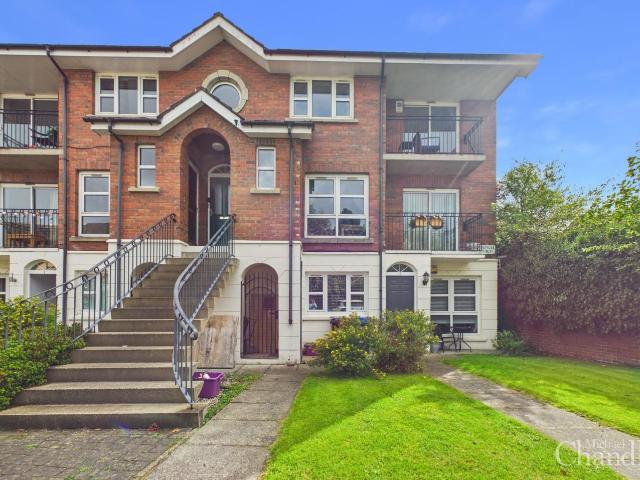 apartment in 11 Ardenlee Court, Belfast, BT6 8QE