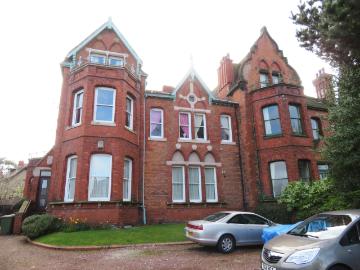 apartment in 11 Tollemache Road, Prenton, CH43