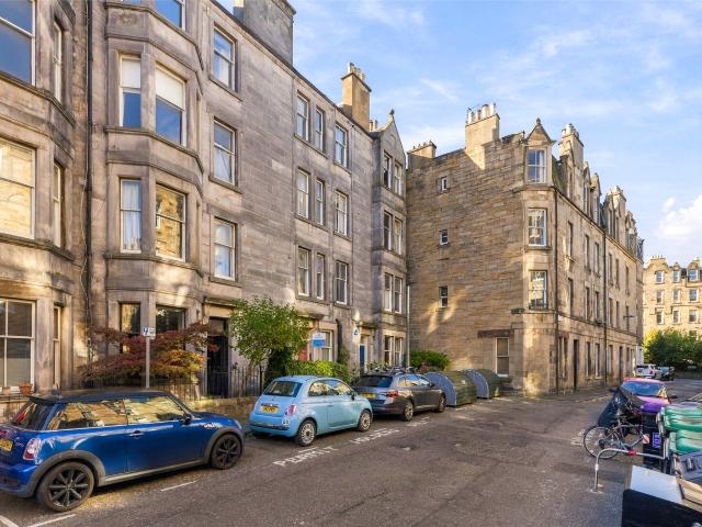 apartment in 18/6 Roseneath Terrace, Edinburgh, Midlothian, EH9 1JN