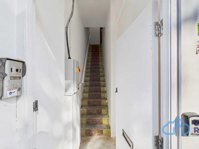 apartment in 18AWE RM3 Well Hall Road | Eltham | London | SE9 6SF