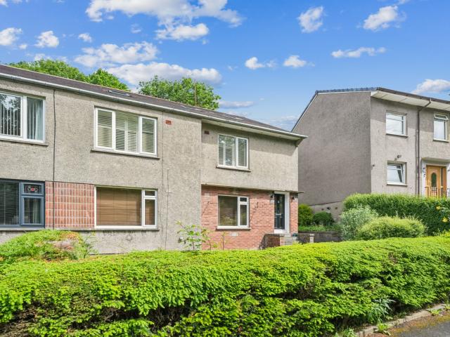 apartment in 197 Brenfield Road, Muirend, Glasgow, G44 3PE