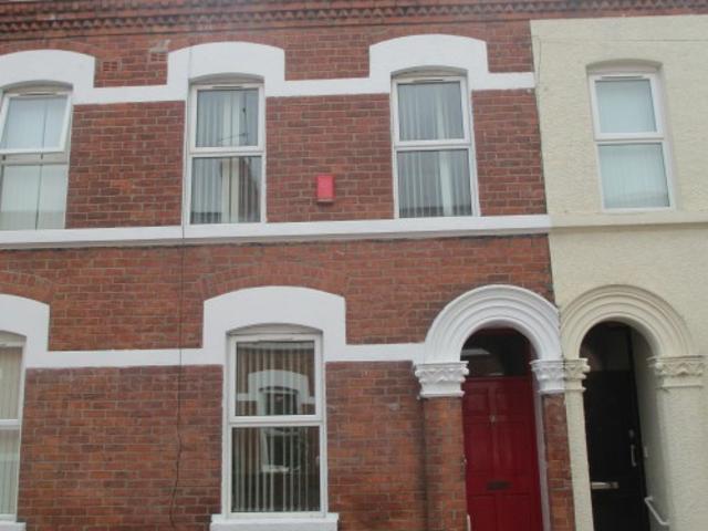 apartment in 19 Agincourt street, belfast, bt7 1rb