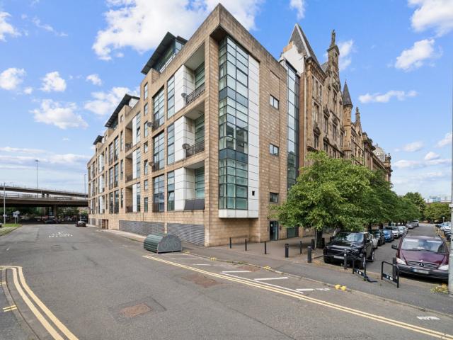 apartment in 1 7 Carnoustie Street, Glasgow City, Glasgow, G5 8PN