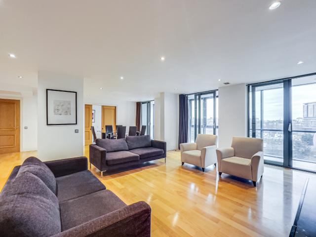 apartment in 21 Sheldon Square, Paddington