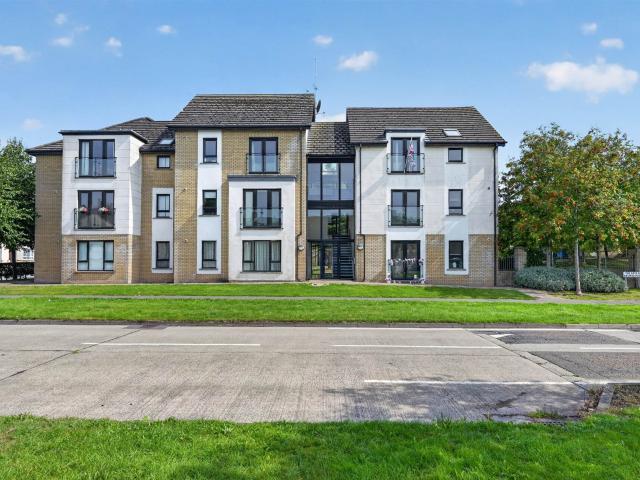 apartment in 24 Drumadoon Square, Dundonald, BELFAST, BT16 2QN