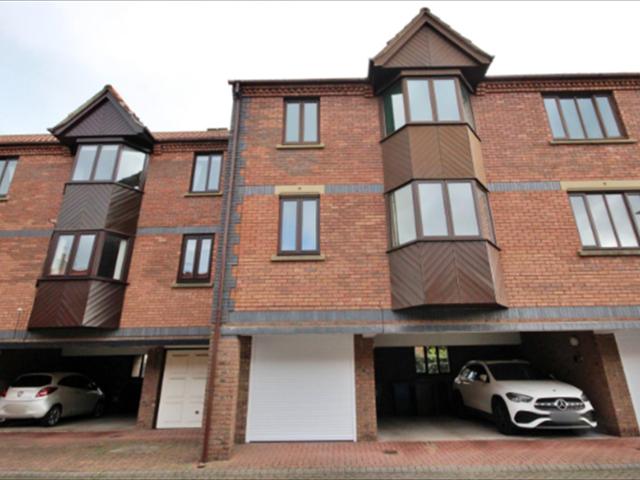 apartment in 31 Outer Trinities, Beverley, HU17 0HN