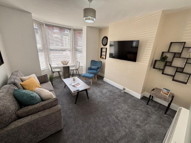 apartment in 4a Brentwood Grove, LS12 2DB