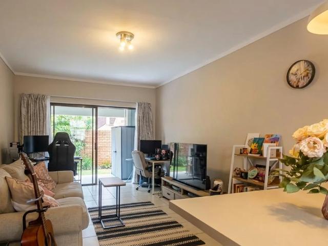 apartment in 50 Nerine Street, Simbiti 218, Witkoppen, Sandton, Gauteng